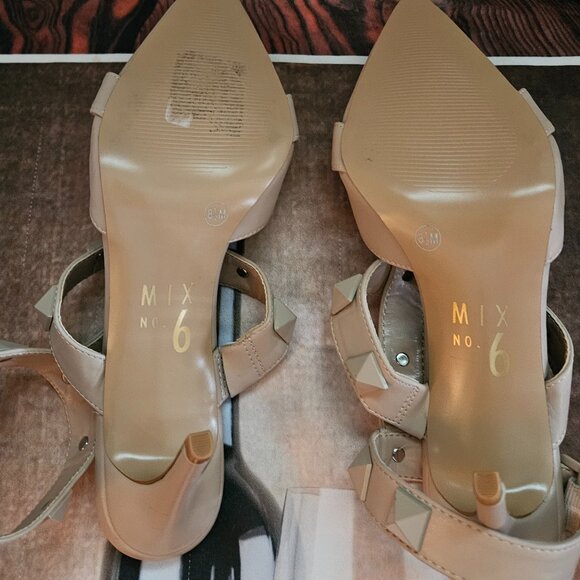 Studded Mix No. 6 heels sized 8 1/2 - Picture 7 of 7